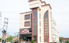 Drive Inn Hotel Haridwar 3*